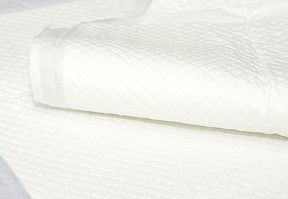 What is the Difference Between Medical Absorbent Cotton and Cotton Pad?